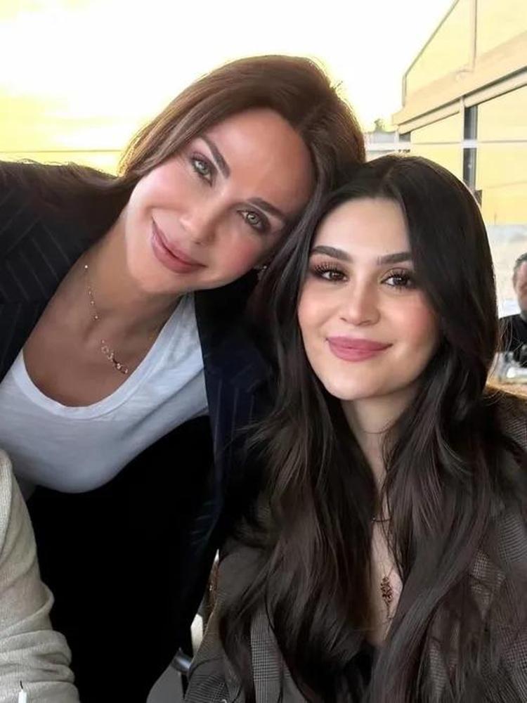 İYİ Kİ BENİM KIZIMSIN
