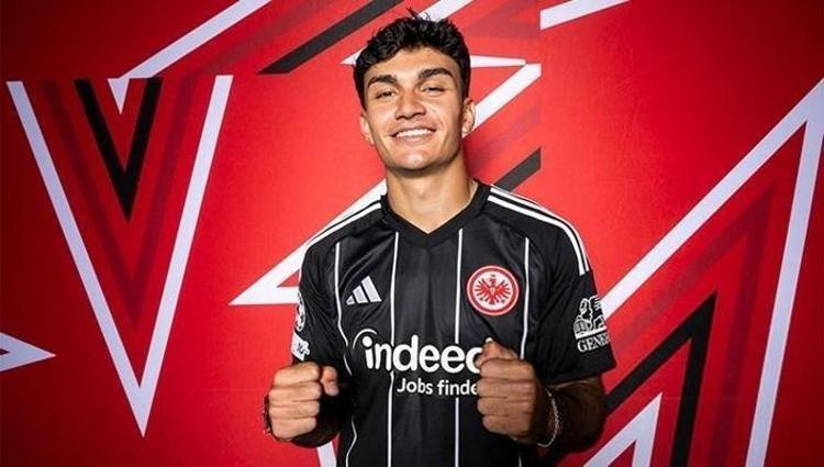 Galatasaray’ın planı suya düştü Frankfurt’tan Can Uzun kararı