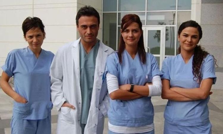 Kutsi’ye konserde ‘Doktorlar’ sorusu 20 yıldır beddua işitiyorum