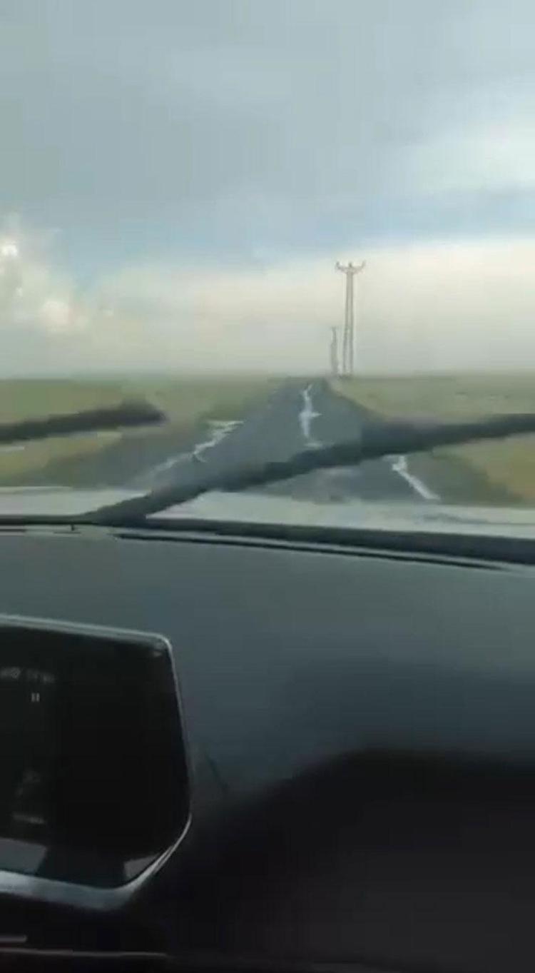 Feci kazada çifte acı 2 gencin ölüm haberini alan yakınları olay yerinde kalp krizi geçirdi