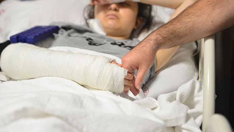 12nci kattan düştü, hayata tutundu 14 yaşındaki Ecrinin mucize kurtuluşu: Baba sizi bırakmayacağım