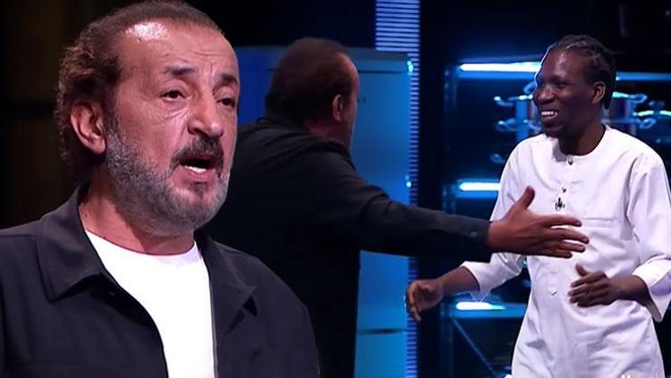 Osimhenin özel aşçısı MasterChefte Mehmet Şef kendini tutamadı