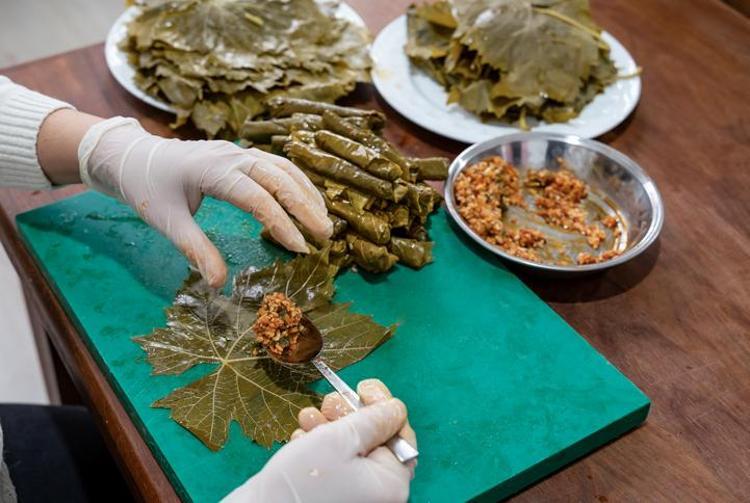 ZEYTİNYAĞLI SARMA NASIL YAPILIR