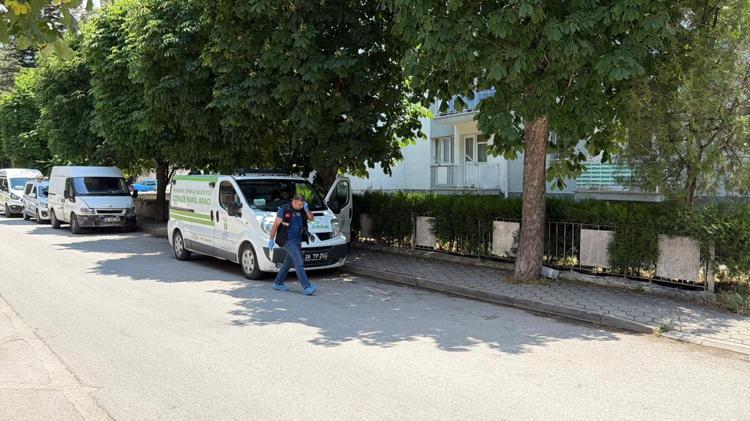 Üvey kızı cansız bedenini buldu Ne hastaneye gitti, ne oy verdi: 78 yıllık gizemli ömür