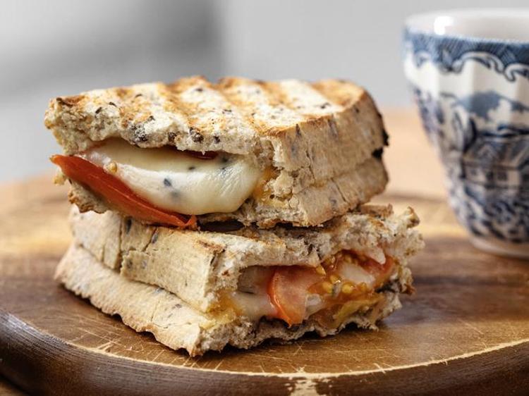 Tost ekmeğini sakın oraya koymayın: Meğer her gün kendi elimizle zehir üretiyormuşuz