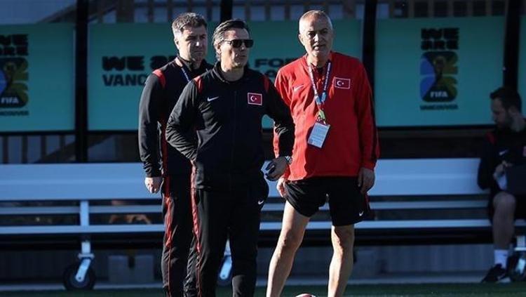 Montella canlı yayında duyurdu Maça saatler kala kötü haber