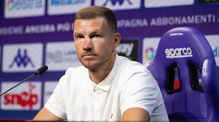 Futbolun efsanelerine veda zamanı mı Hepimiz için bir son var, belki de benimki yaklaşıyordur