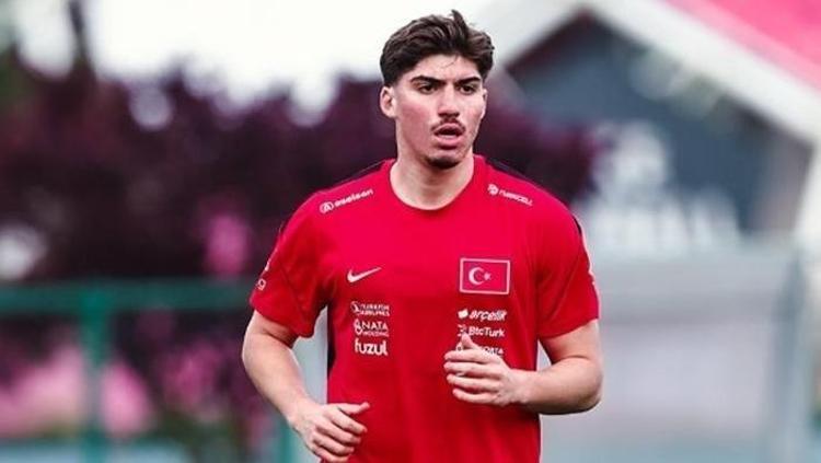 Süper Ligde Yusuf Akçiçek bombası Fenerbahçe geri çağırırken devreye girdi