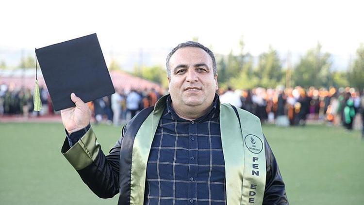 Yıllarca direksiyon salladığı üniversiteden birinci olarak çıktı Herkes bu muazzam başarıyı konuşuyor