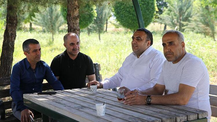 Yıllarca direksiyon salladığı üniversiteden birinci olarak çıktı Herkes bu muazzam başarıyı konuşuyor