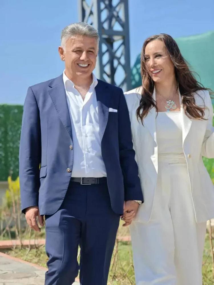 Asena sevgilisi Kani Kuduya aşkını ilan etti, ortalık karıştı Eşinin yanında abi dediği eski video olay oldu