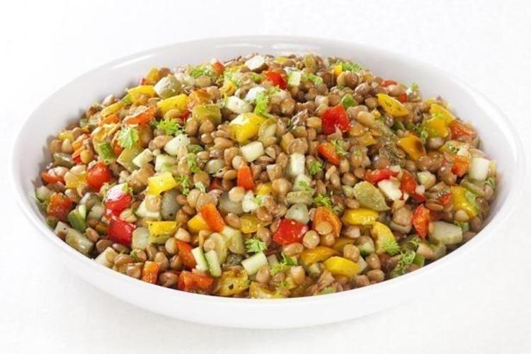 Yıllarca kırmızı et ve yumurtayı ilk sırada bildik ama... Meğer o bakliyat protein oranında ikisini de ikiye katlıyormuş