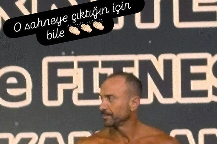 KASLI FOTOĞRAF DEMET AKALINI ÇİLEDEN ÇIKARDI