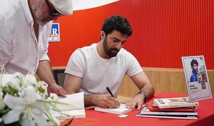 Engin Akyürek yeni kitabının telifini oraya bağışlayacak