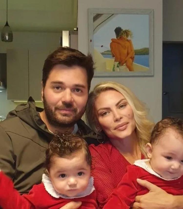 Seray Severden 4 yaşındaki ikiz kızlarıyla tatil paylaşımı