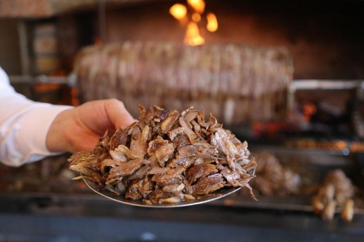 Erzurum’a gitmeye gerek yok Tam ölçülü ev usulü cağ kebabı tarifi