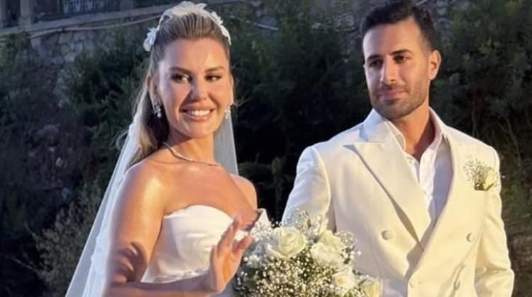 İlk bebeğini kucağına almıştı Eda Erol ve eşinden mutlu aile tablosu