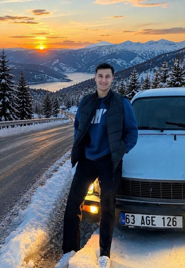 YKS yolundaki feci kaza Ahmet 10 gün süren yaşam savaşını kaybetti