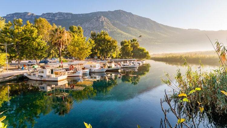 Ne Bodrum ne de Çeşme Herkes gizlice oraya akın ediyor: Egenin buz gibi suyuyla ünlü olan saklı cenneti