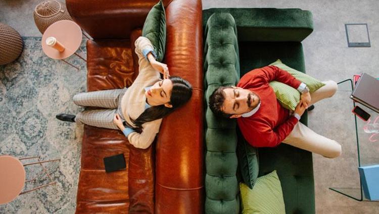 Kendinize bu kötülüğü yapmayı bırakın: İlişkinin bittiğini gösteren 5 işaret
