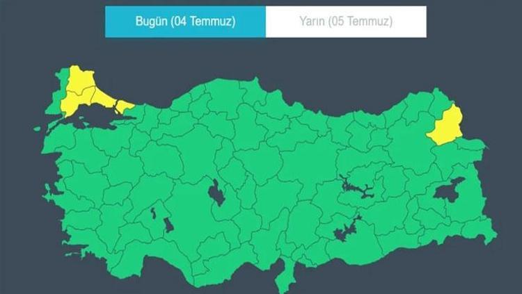 İstanbulda kuvvetli sağanak caddeleri göle çevirdi 12 saat sürecek: Afete dönüşebilir