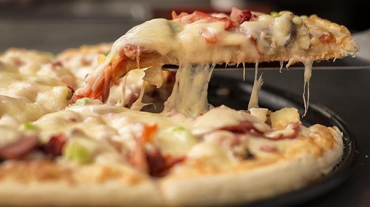 İtalyan şeflerin özel tarifi Bu pizzayı yapanlar bir daha dışarıdan söylemeyecek
