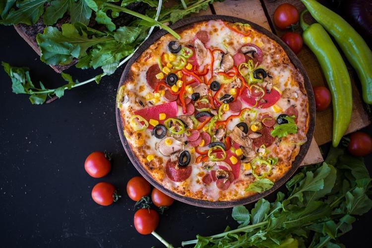 İtalyan şeflerin özel tarifi Bu pizzayı yapanlar bir daha dışarıdan söylemeyecek