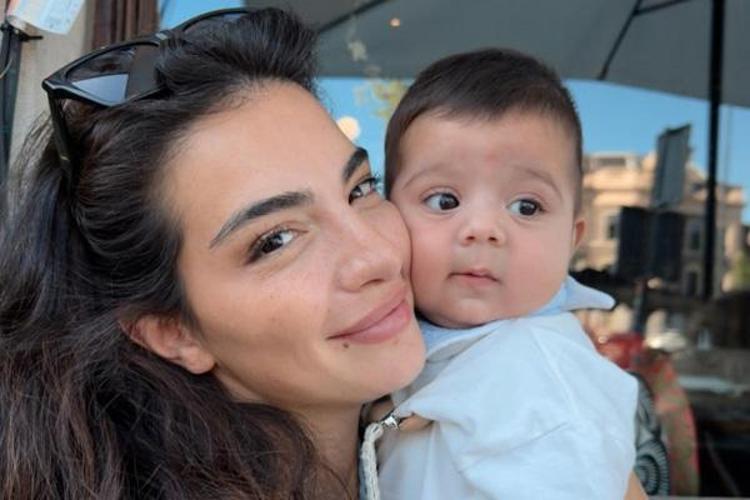 Melisa Aslı Pamuk Paris Moda Haftası’na güzelliğiyle damga vurdu