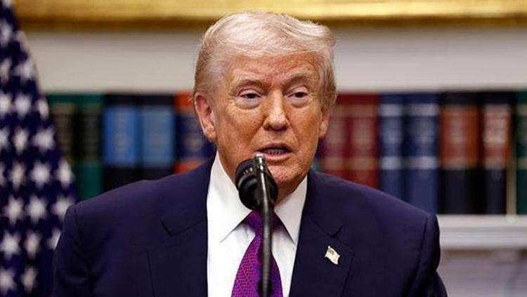TRUMP YENİ GÖZDESİNİ BÖYLE TANITTI
