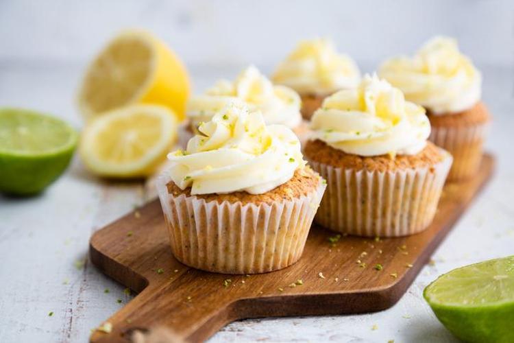 Çay saatlerinin yeni yıldızı: Puf puf kabaran, mis kokulu nefis limonlu cupcake tarifi ve püf noktaları