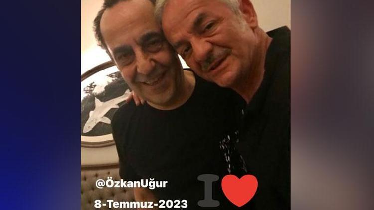 Özkan Uğur aramızdan ayrılalı 3 yıl oldu Ünlü isimler özlemini dile getirdi