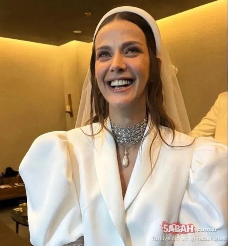 İrem Helvacıoğlu minik kızı Sora ile dedesini paylaştı