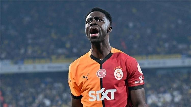 Yeniden kapıyı çaldılar Como, Davinson’dan vazgeçmiyor