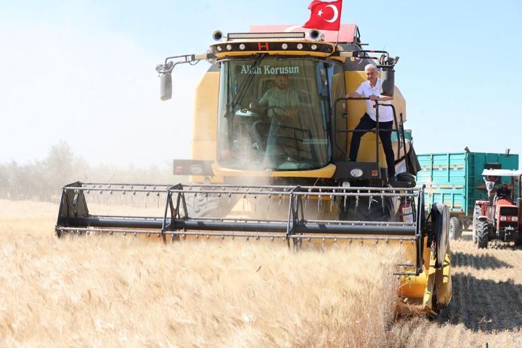 FIRATIN SUYU İLE KURAKLIK RİSKİNİ ORTADAN KALDIRMIŞ OLACAĞIZ
