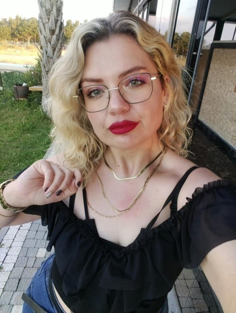 ŞANSLIYDIM Kİ BIÇAK KIRILMIŞTI VE DARBELER ORGANLARIMA GELMEDİ