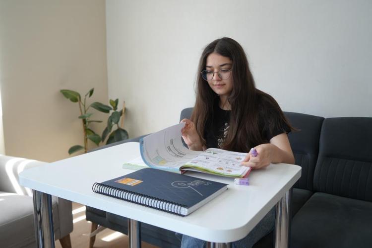 Aynı aileden LGS’de ikinci şampiyon Başarısının sırrını böyle anlattı