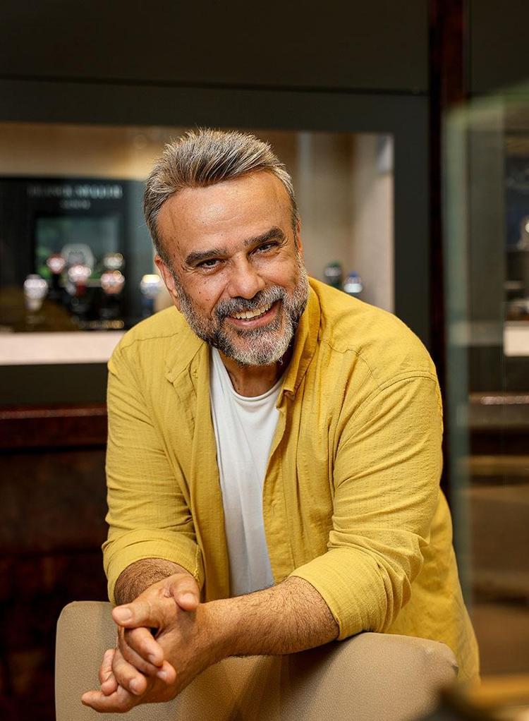 SAHNEDE ALKIŞ VARDI SAHADA KÜFÜR, KAVGA BEN SAHNEYİ SEÇTİM