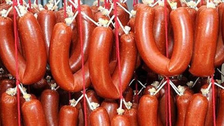 Bakanlık tek tek ifşa etti Oyun hep aynı: Sucukta tek tırnaklı eti, çayda yasaklı boya