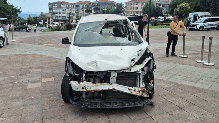 15 Temmuzun sessiz tanığı İşte tankın namlusunun saplandığı araç