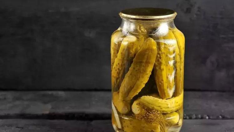 Babaannelerimiz turşuyu böyle kuruyormuş Kütür kütür oluyor, asla erimiyor