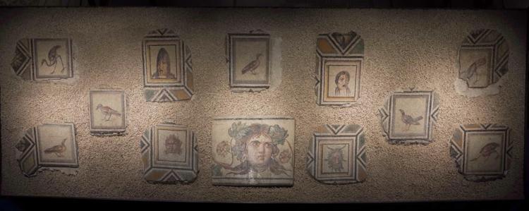 ABDden iade edilen Zeugma Mozaik paneli evine kavuştu Son 23 yılda yurt dışından 13 bin 454 kültür varlığı Türkiyeye geri getirildi