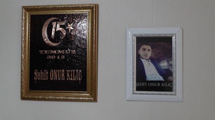 ONURUN VURULDUĞUNU ÖĞRENDİĞİMDE SANKİ BANA HANÇER SAPLANDI