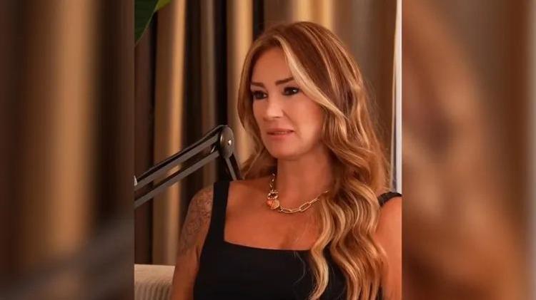 Pınar Altuğ ve Yağmur Atacanın çorap tartışması
