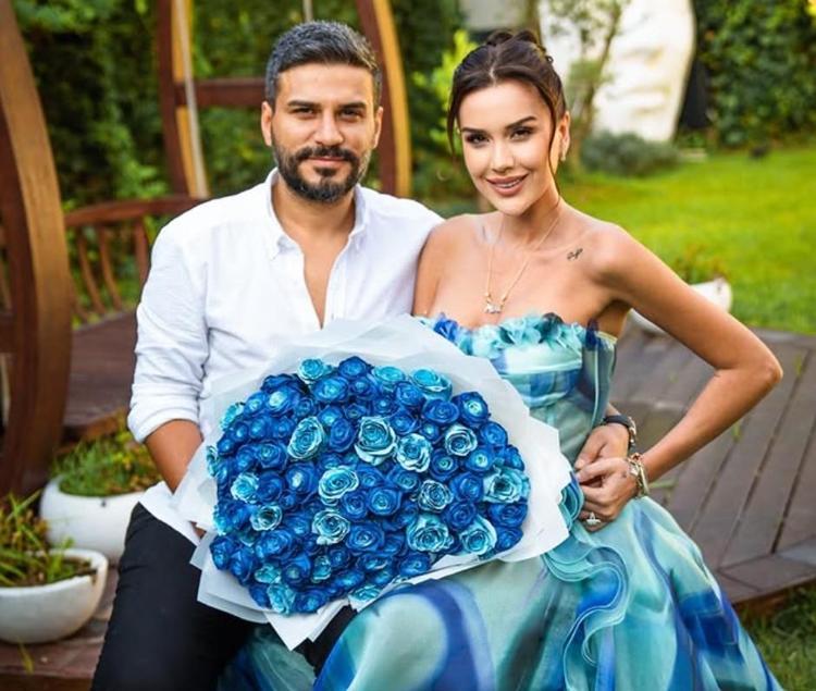 Hesabı kapatılan Dilan Polat, eşinin Instagramından reklam videoları çekmeye başladı