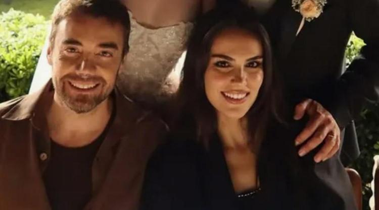 Özgü Kayadan bikinili pozlar Fiziğiyle hayran bıraktı