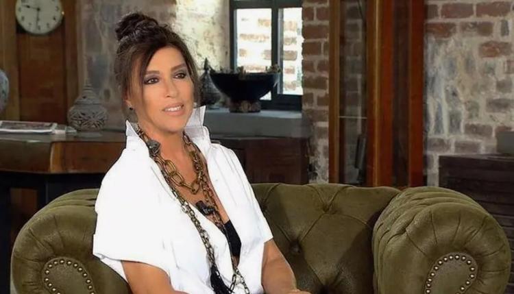 82 yaşındaki Nebahat Çehreden mayolu poz Beğeni yağdı