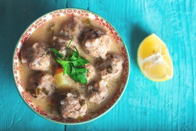 EKŞİLİ KÖFTE ÇORBASI TARİFİ