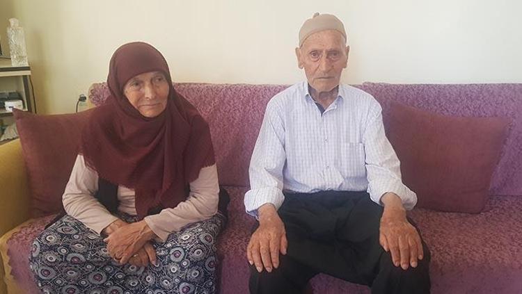 Biri 100 yaşında diğeri 103 Asırlık çift uzun yaşamın sırrını verdi: Sofralarından tek bir besini asla eksik etmiyorlar