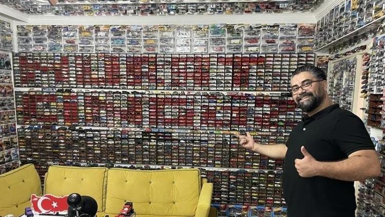 Psikoloğa binlerce lira vermek yerine buraya giriyorum Tam 35 yıl sürdü, 15 bin parçayı geçti