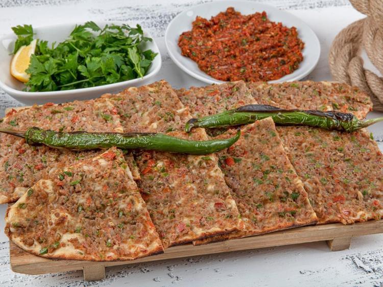 KONYADA TARİH, SANAT VE GASTRONOMİ AYNI ROTADA BULUŞUYOR
